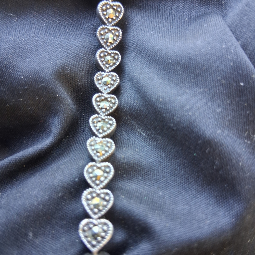 Elegant Silver Heart Bracelet